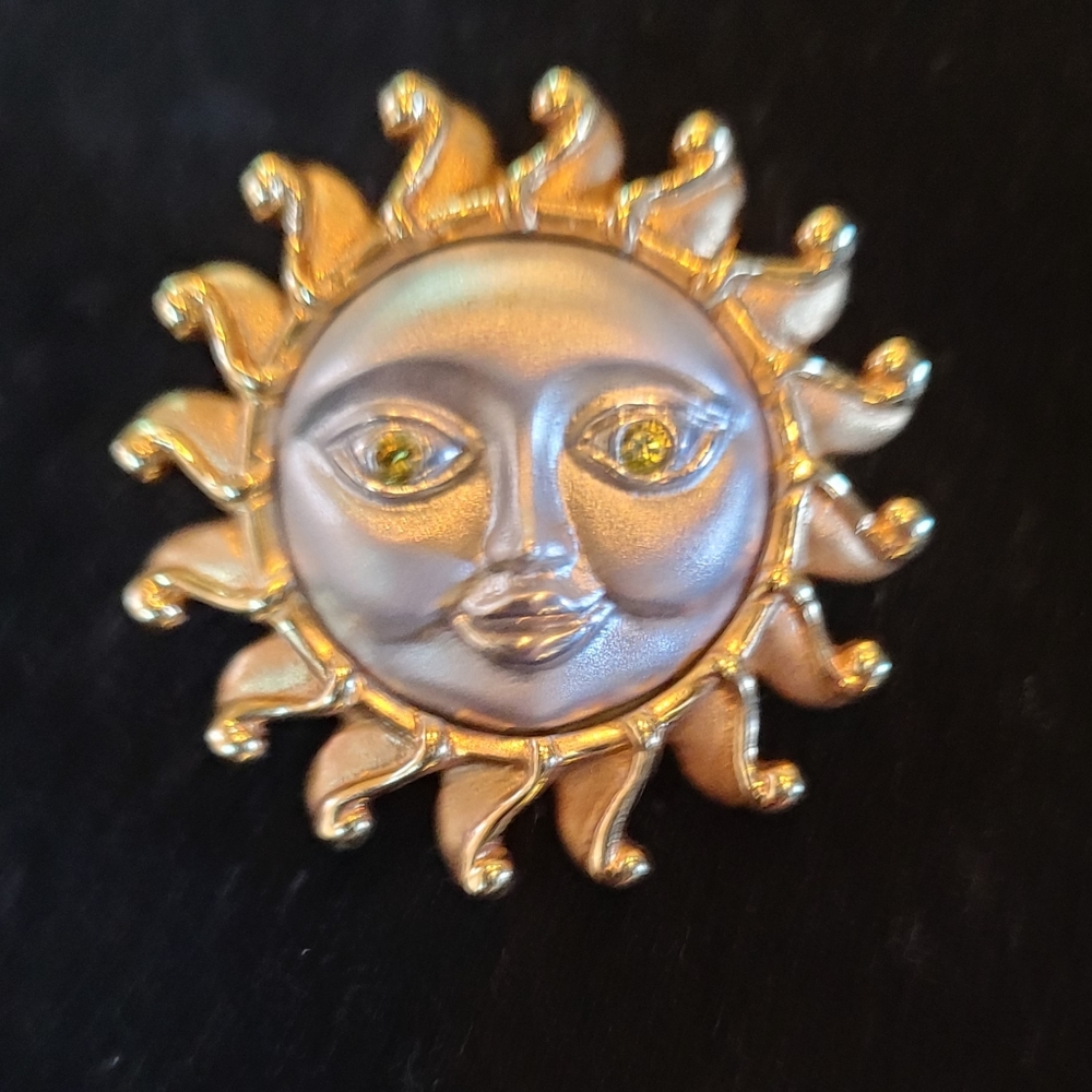 CustomVintage Kabana 14kt Gold Yellow Diamond Sun Slide
